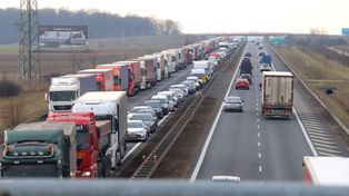 Tragiczny wypadek na S8 pod Wrocławiem. Dwie osoby zginęły na miejscu