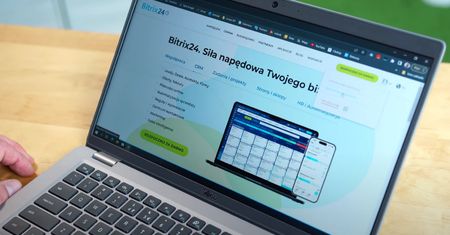 System CRM za darmo? Sprawdzamy Bitrix24