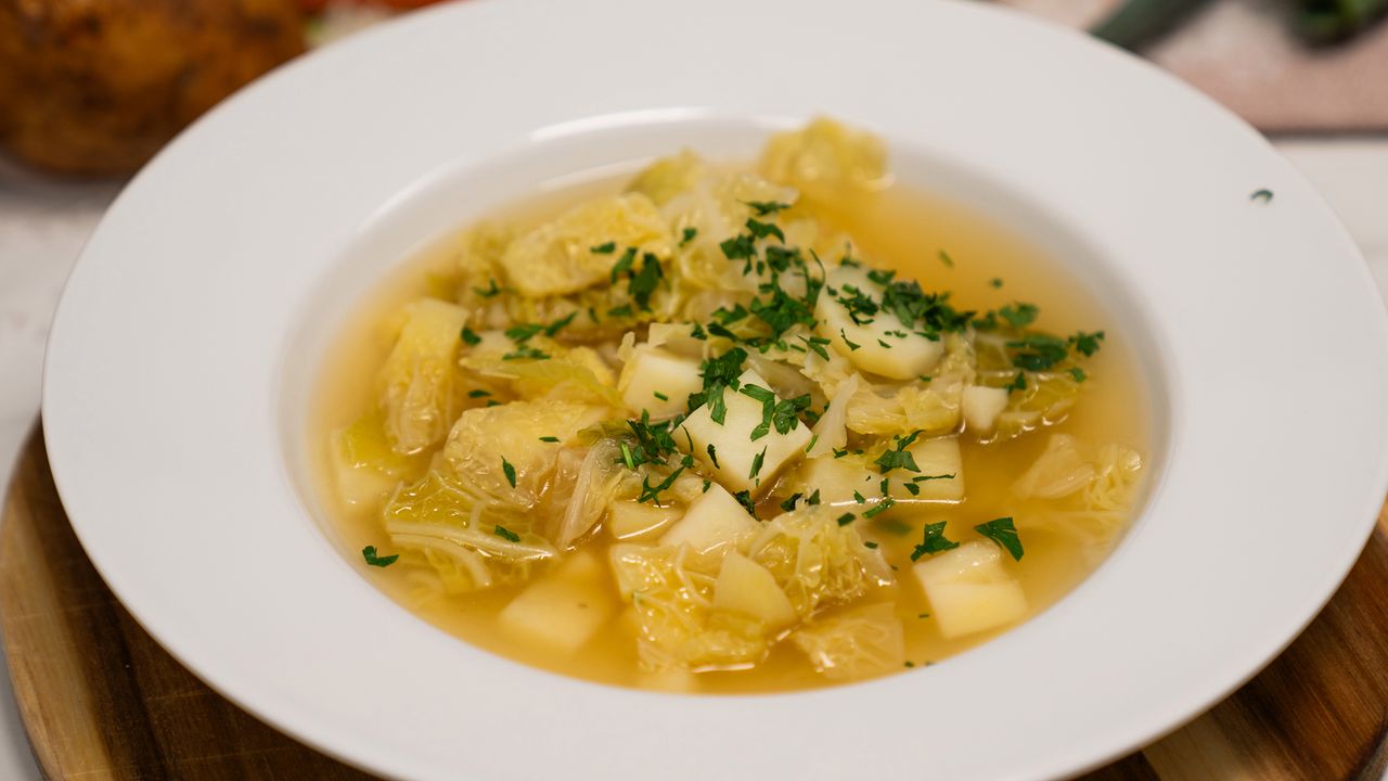 Zupa Safojka - treściwa, domowa i rozgrzewająca jak rosół i kapuśniak w jednym