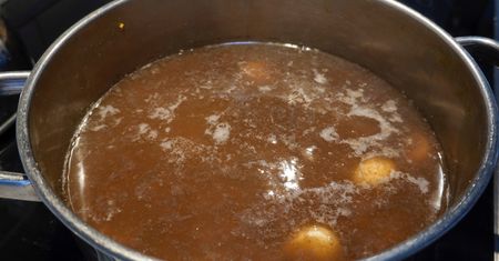 Najzdrowsza przyprawa. Gessler dodaje to do rosołu
