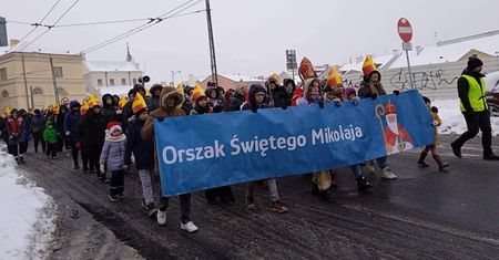 Barwny Orszak Świętego Mikołaja przejdzie ulicami Lublina. Muzyka, zabawa i prezent dla każdego dziecka [PROGRAM 2024]