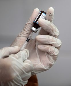 Koronawirus. Polacy ocenili pomysł obowiązkowych szczepień