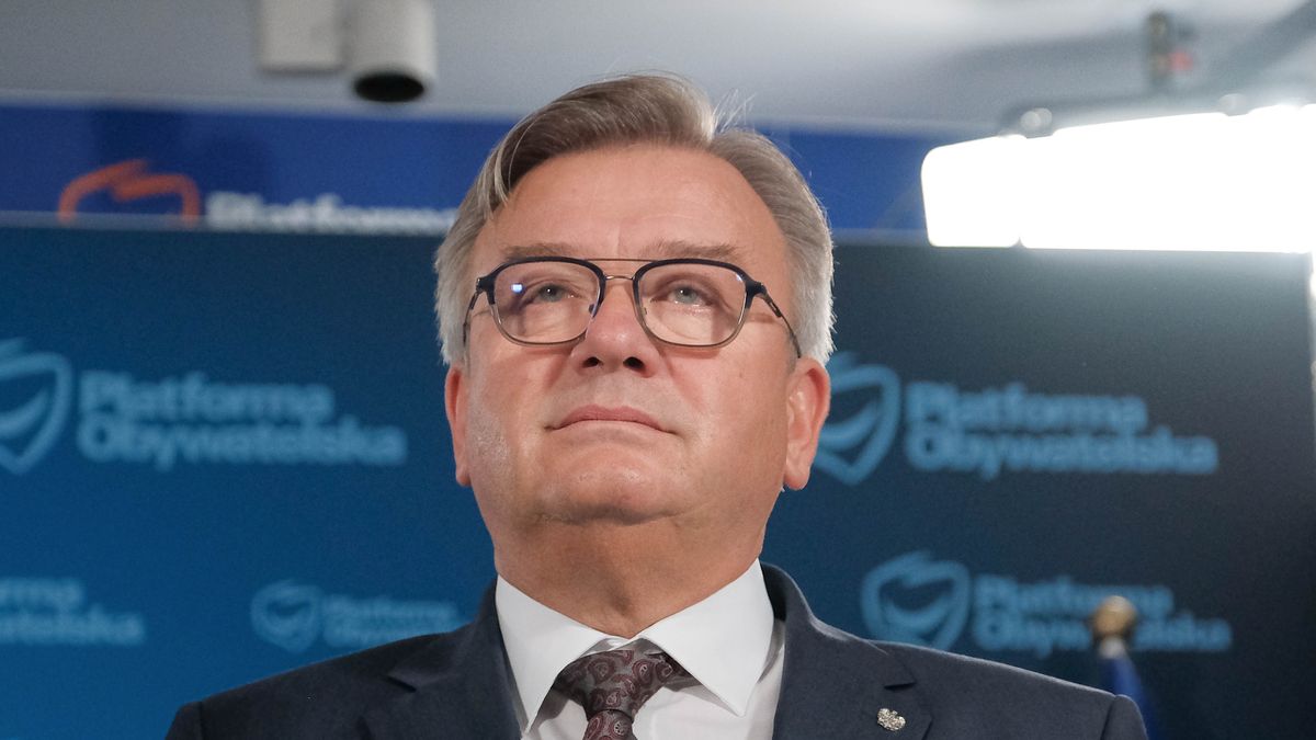 Artur ��cki
Warszawa, 24.10.2021. Cz�onek komisji, pose� PO Artur ��cki podczas konferencji prasowej w Biurze Krajowym Platformy Obywatelskiej w Warszawie, nt. oficjalnych wynik�w wybor�w w PO, 24 bm. Donald Tusk zosta� wybrany na przewodnicz�cego Platformy Obywatelskiej - poinformowano na konferencji. Popar�o go 97,4 proc. g�osuj�cych. (mr) PAP/Mateusz Marek
Mateusz Marek
konferencja prasowa, og�oszenie, partia polityczna, platforma obywatelska, PO, polityk, polityka, portret, przewodnicz�cego, wybor�w, wybory, wyb�r lidera PO, wyniki, wyniki wybor�w, wynik�w