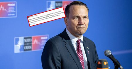 Sikorski pokazał wypłatę. "Nie otrzymałem ani grosza nagrody"