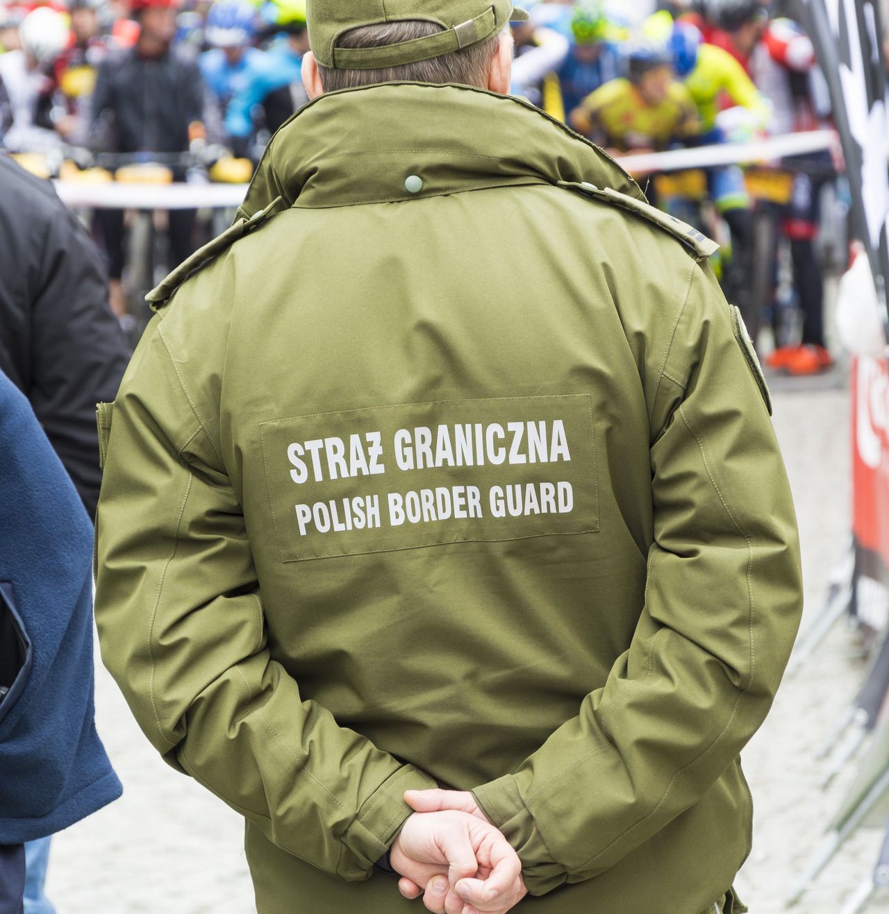 Hajnówka: Zatrzymanie nielegalnych migrantów na granicy z Litwą. Wpadł kurier