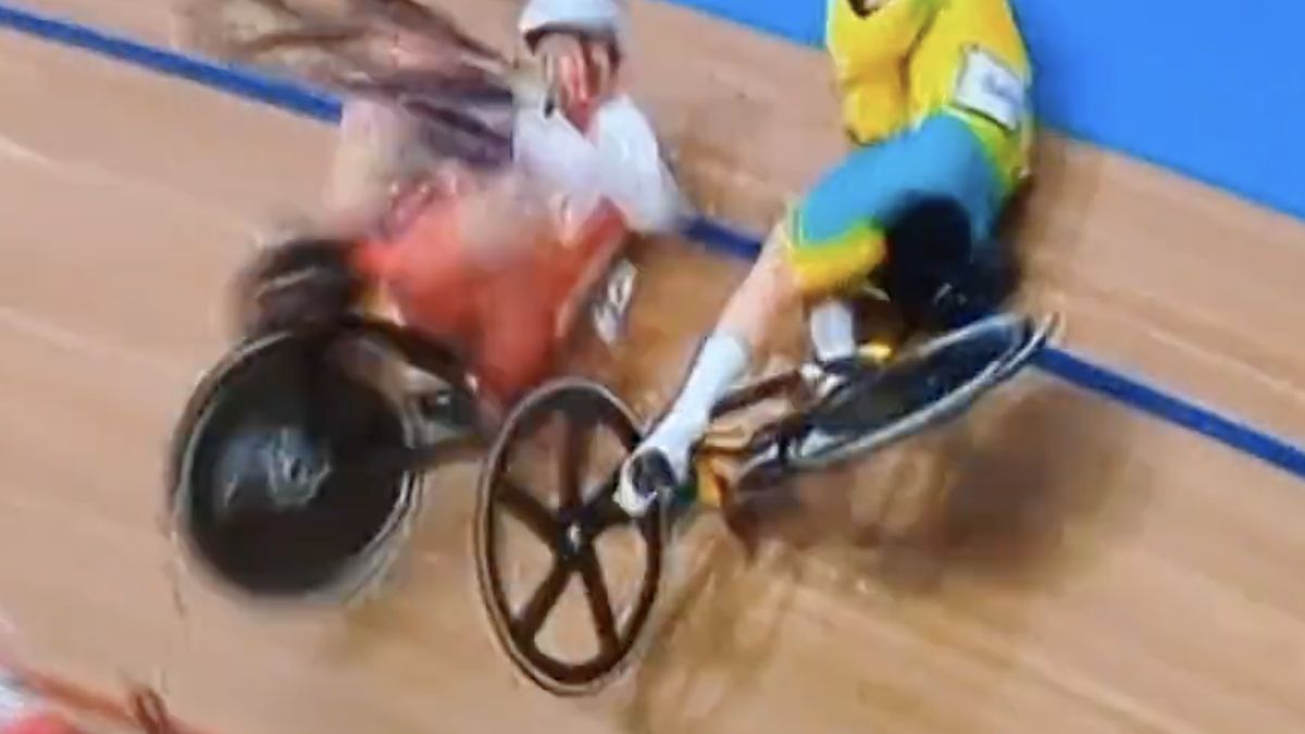 Koszmarny upadek na torze kolarskim 