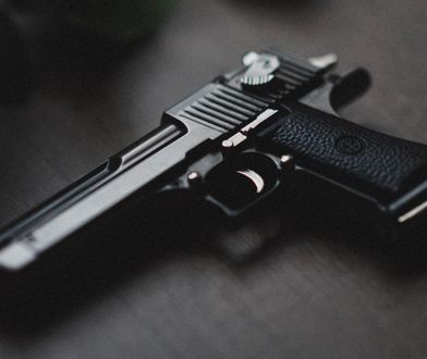 Strzały pod Płońskiem. Dwie osoby nie żyją