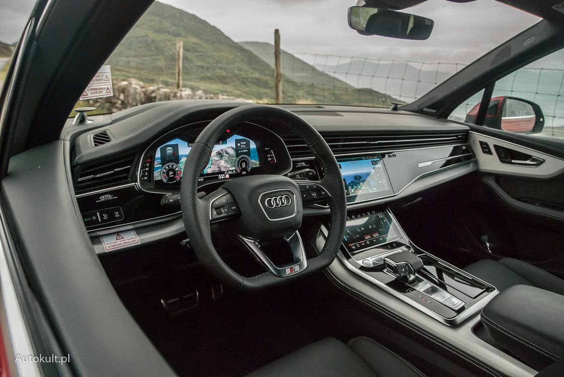 Wnętrze nowego Audi Q7 robi wrażenie