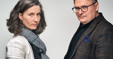 Trwa w Kościele mimo patologii księży. Tłumaczy ateistce dlaczego