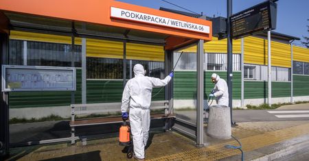 Koronawirus. Rzeszów w żółtej strefie. "Przywykliśmy i jest nieszczęście"