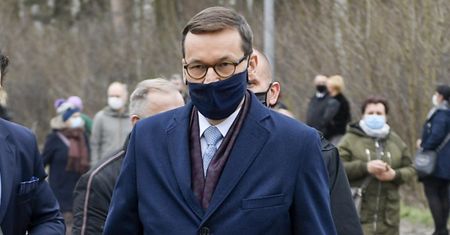 "Oszczędzanie" w rządzie. 55 mln zł nagród dla pracowników