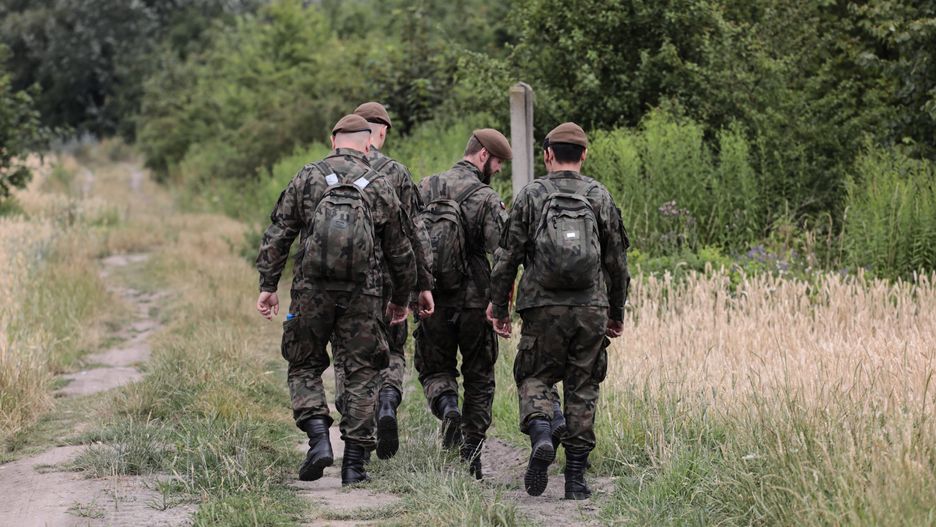 poszukiwania ch�opca
Jakub Kami�ski
5-letni, 6, 6 Mazowiecka Brygada Obrony Terytorialnej, ch�opiec, Dawid �ukowski, ojciec, poszukiwania, samob�jstwo, zagini�cie, zaginiony, wojsko, WOT, �o�nierz, �o�nierze 6. Mazowieckiej Brygady Wojsk Obrony Terytorialnej