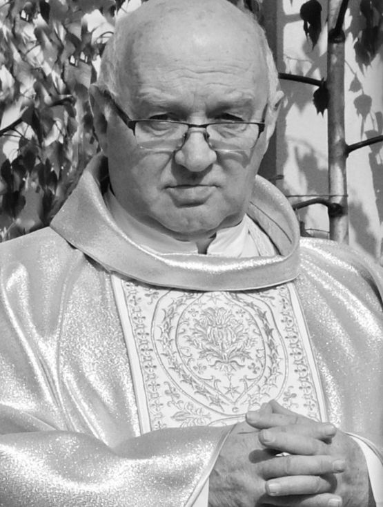 Nie żyje ks. kan. Marian Kubecki.