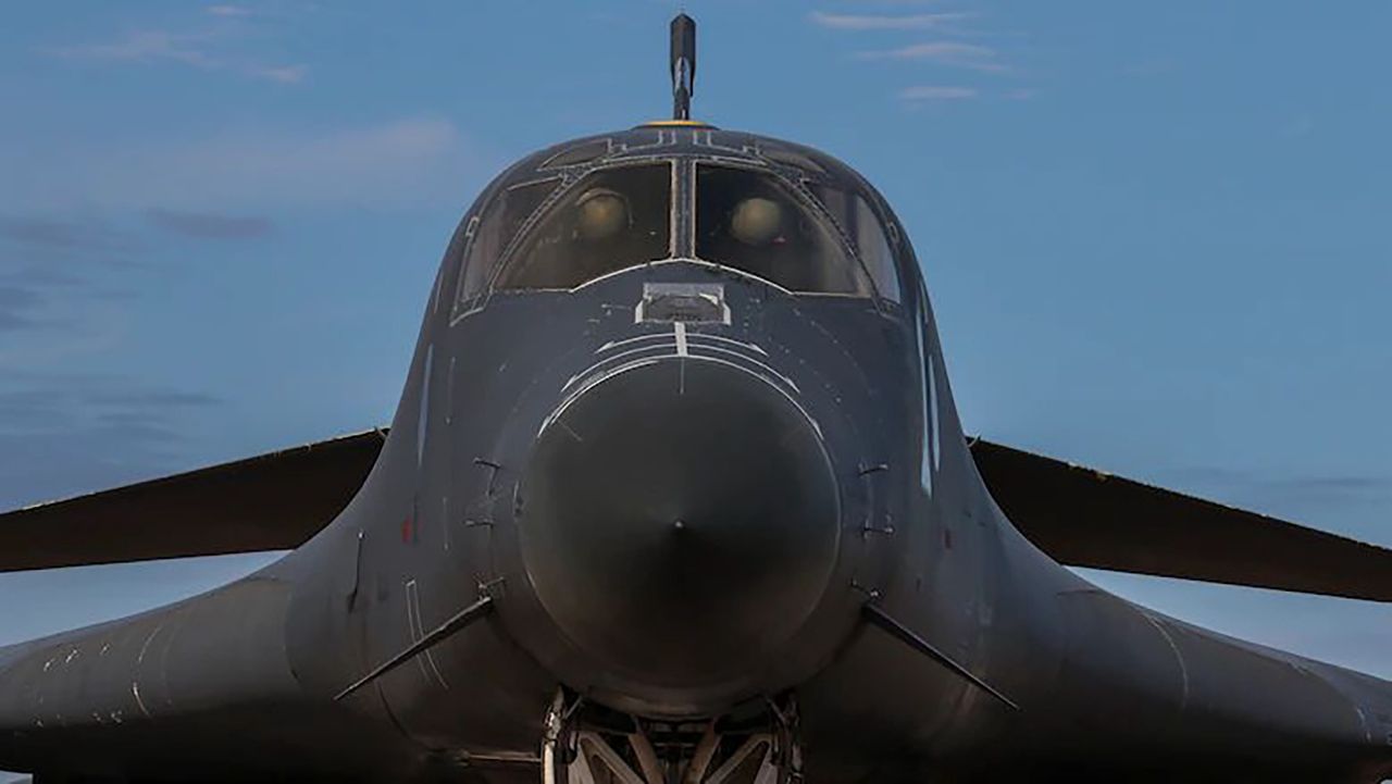 Bombowiec Rockwell B-1B Lancer. 