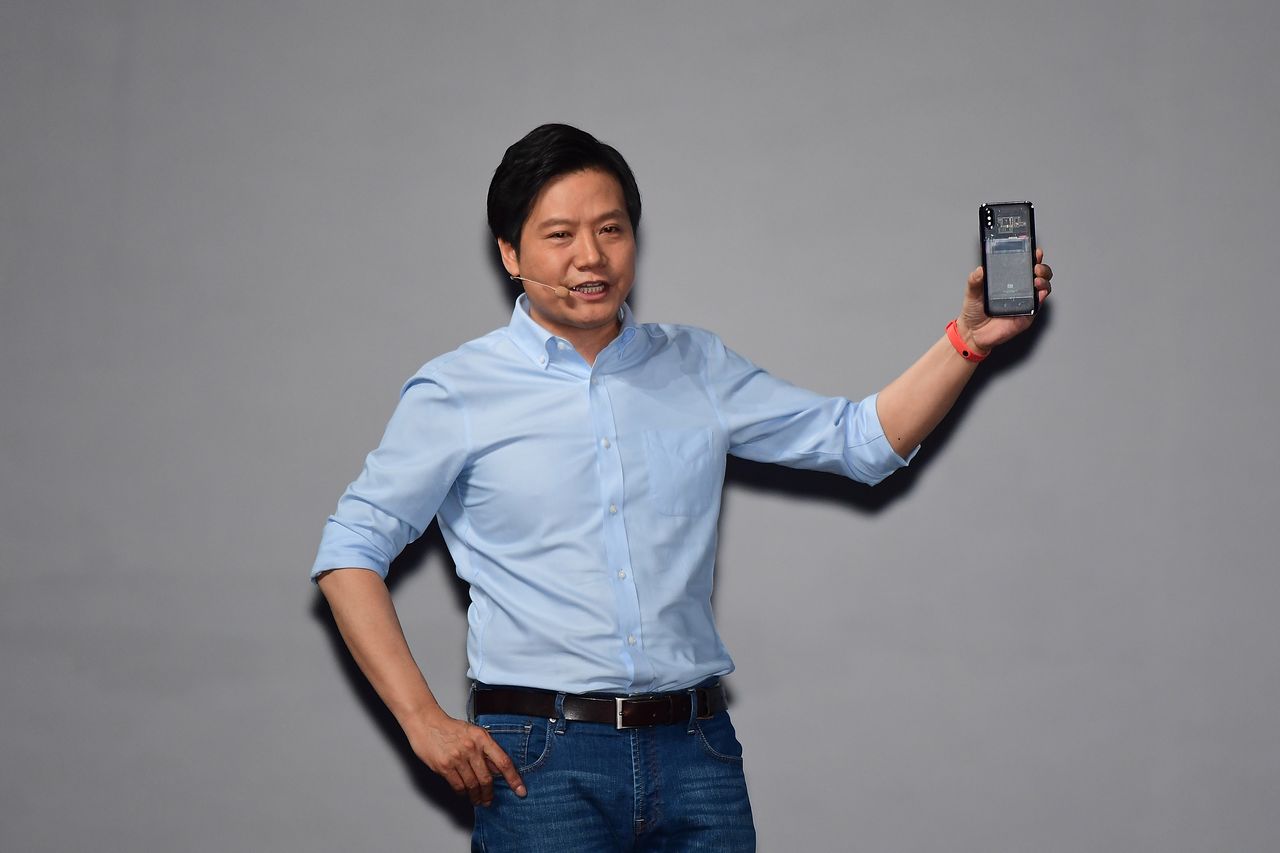 CEO Xiaomi Lei Jun korzysta z iPhone na co dzień? Możliwe /Fot. GettyImages