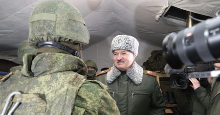 Wzmocnienie na granicy z Białorusią. "Mogą ruszyć z każdego miejsca"