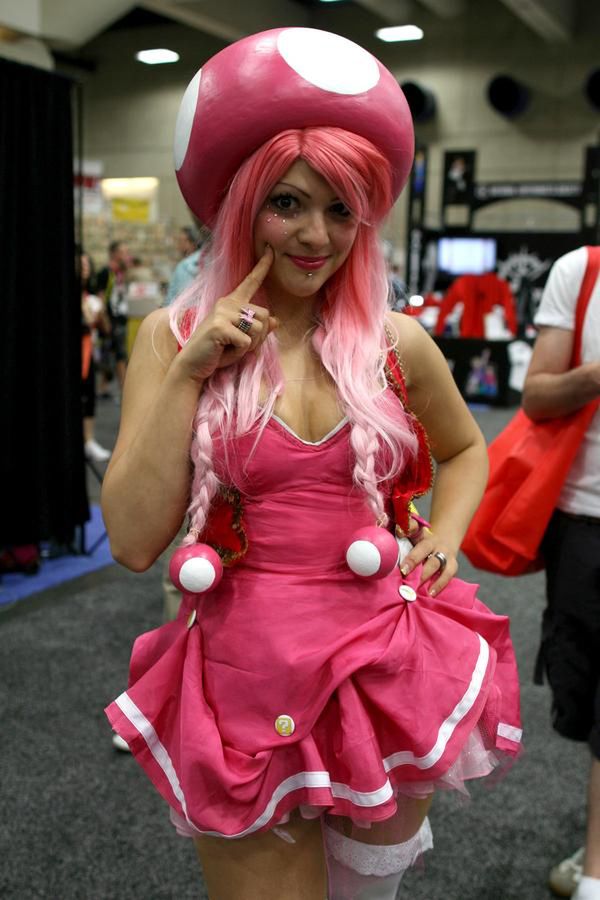 20 najfajniejszych dziewczyn z konwentu Comic-Con 2011 13