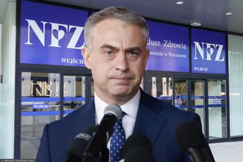 Gawkowski uderza w NFZ. "Burdel jest w tym archeo"