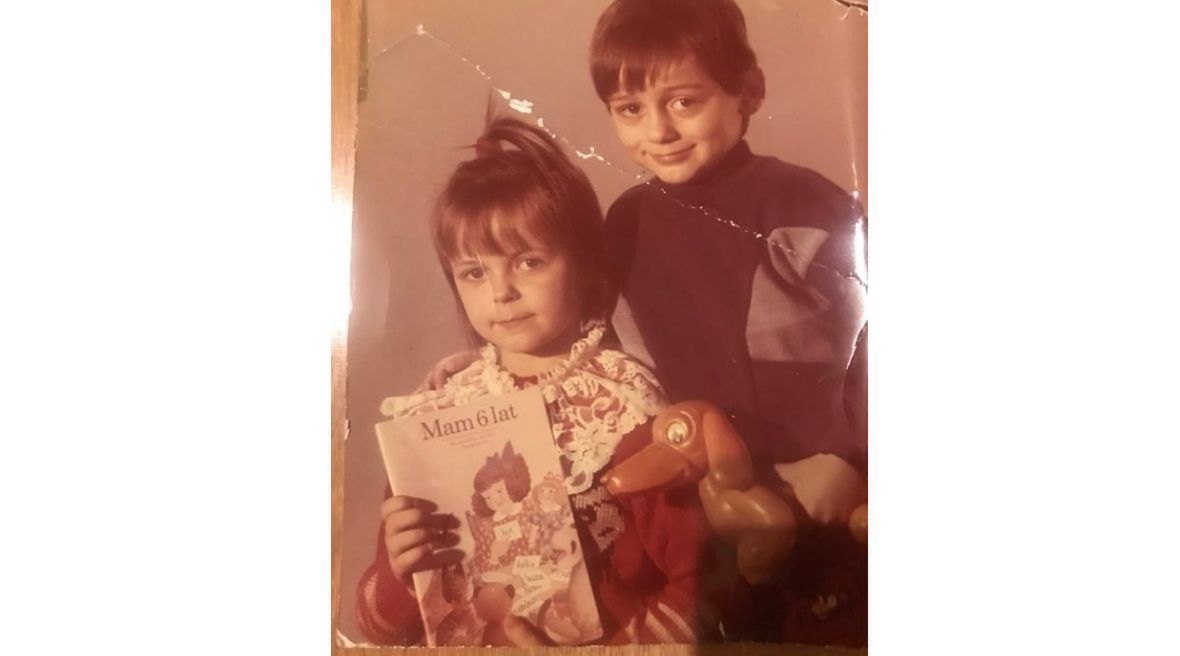 Mały Tomek z siostrą Kamilą. 