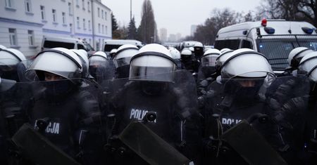 Policyjna ochrona domu prezesa PiS. Minister odpowiada opozycji