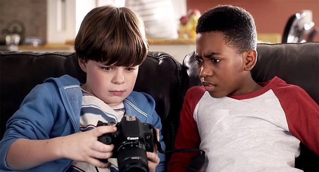 Drukowanie się przydaje - przekonuje Canon w przewrotnej kampanii reklamowej