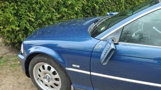 Ełk: Zniszczył zaparkowany samochód. 33-latek będzie deportowany