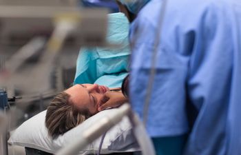 Błagała o cesarskie cięcie. Dziś jej synek jest niepełnosprawny, a rodzice walczą o sprawiedliwość