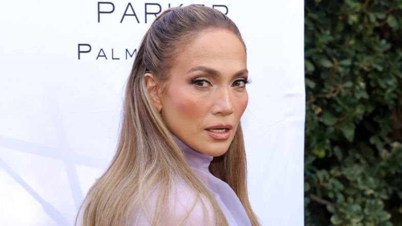 Instagram kontra rzeczywistość. Jennifer Lopez poniosło z retusz