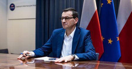"Tak nie można działać". Ekspert o sygnałach z rządu