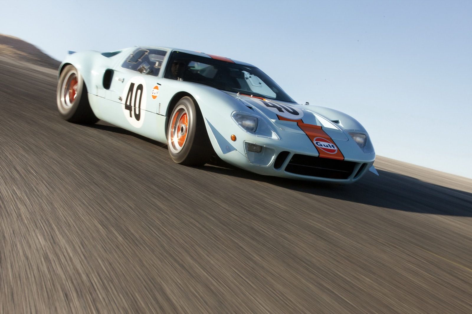 Ford GT40 Gulf/Mirage Lightweight z filmu z McQueenem [galeria] 2