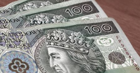 Mimo pandemii mają zarabiać dużo więcej. Politycy z podwyżkami!
