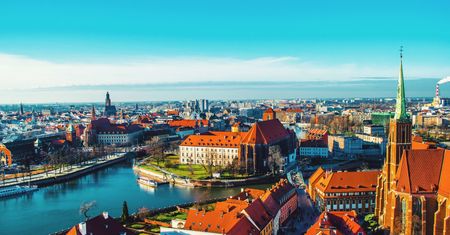 Ulubione miasta turystów. W te miejsca przyjeżdżają najchętniej