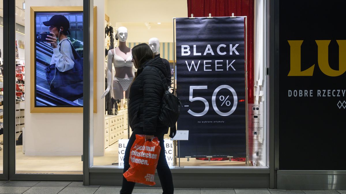 Jak Polacy oceniają promocje na Black Friday?