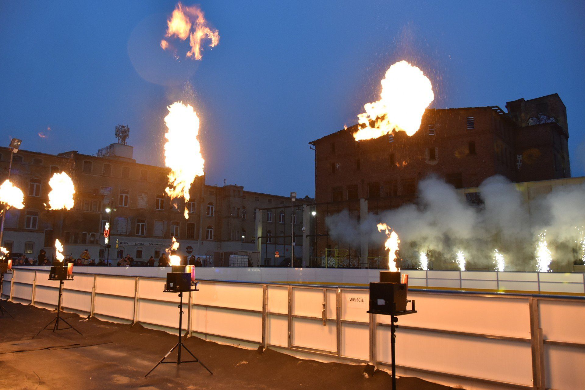 Otwarcie lodowiska w Nowej Soli