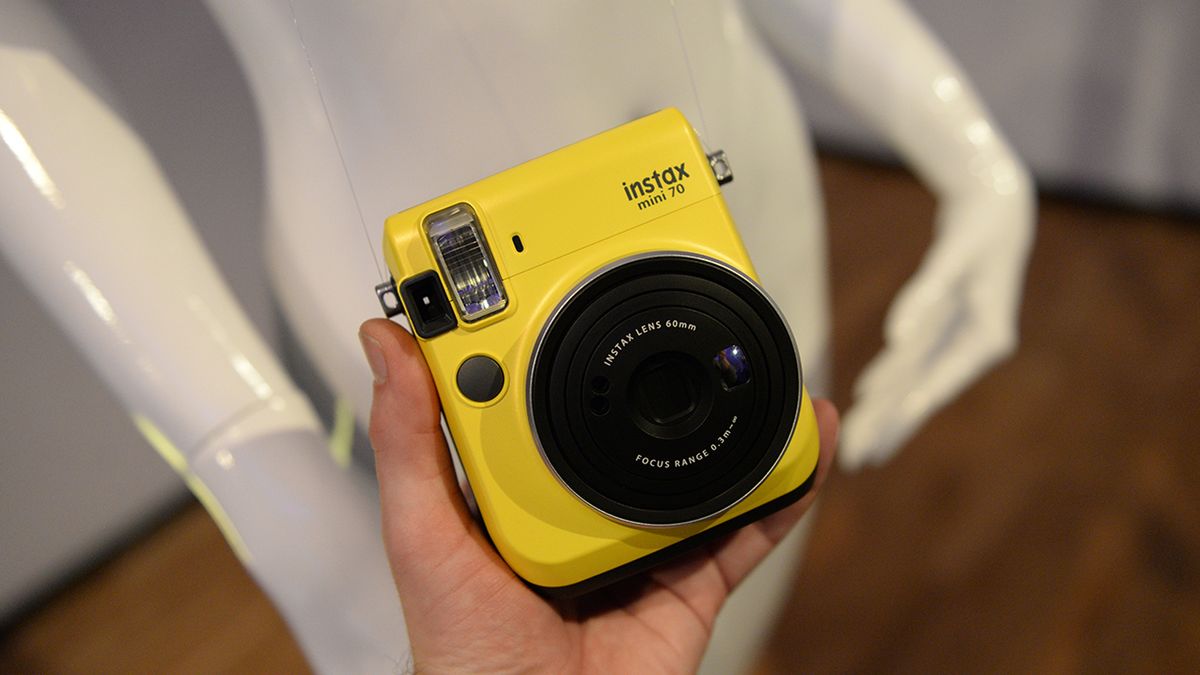 Fujifilm Instax mini 70 - pierwsze wrażenia z premiery 1