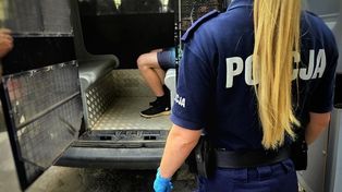 Ciepłowody: 25-latek odpowie za znęcanie się nad matką