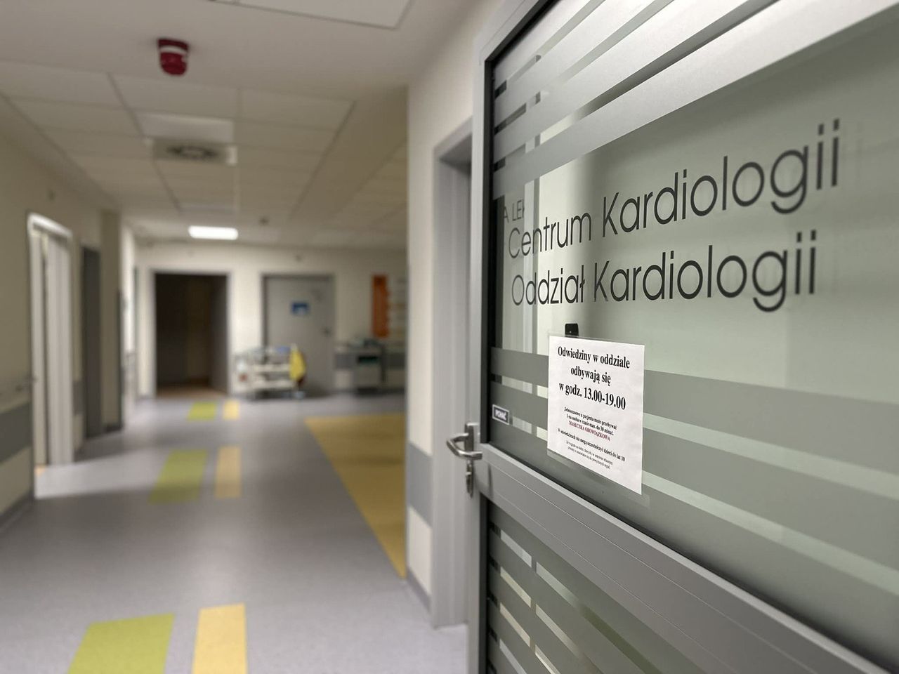 Tarnów: Niemal 25,5 mln zł z Unii dla szpitala Szczeklika. Lecznica zainwestuje w rozwój opieki kardiologicznej i cyfryzację usług medycznych