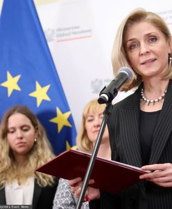 "Miałam zasznurowane usta". Mucha uderza w PO