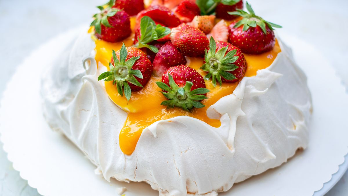 Beza sprawdzi się jako deser w uroczystym dniu.