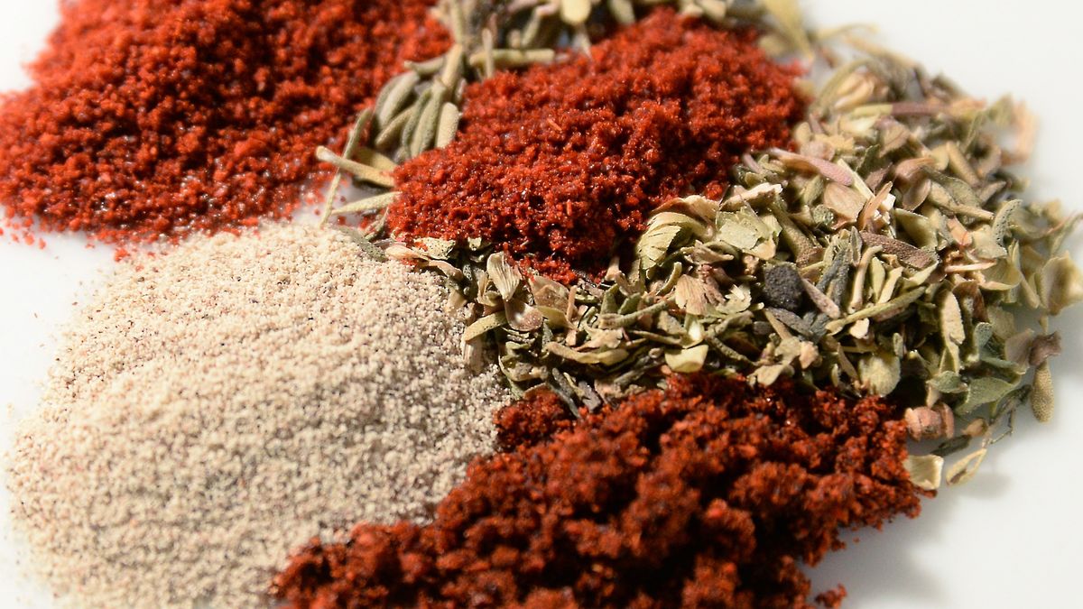 Caroline Barrett's Creole seasoning, clockwise from top, smoked paprika, thyme, cayenne, oregano, ancho chile powder and white pepper Friday Nov. 3, 2017 in Delmar, NY. (Photo by John Carl D'Annibale /Albany Times Union via Getty Images)