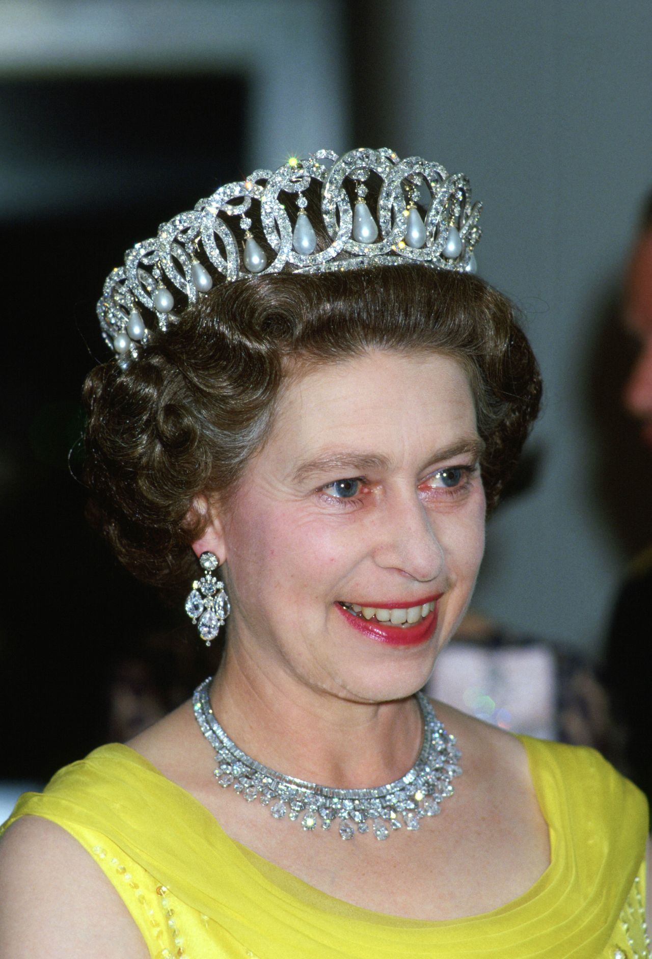 Królowa Elżbieta II w tiarze Cartiera