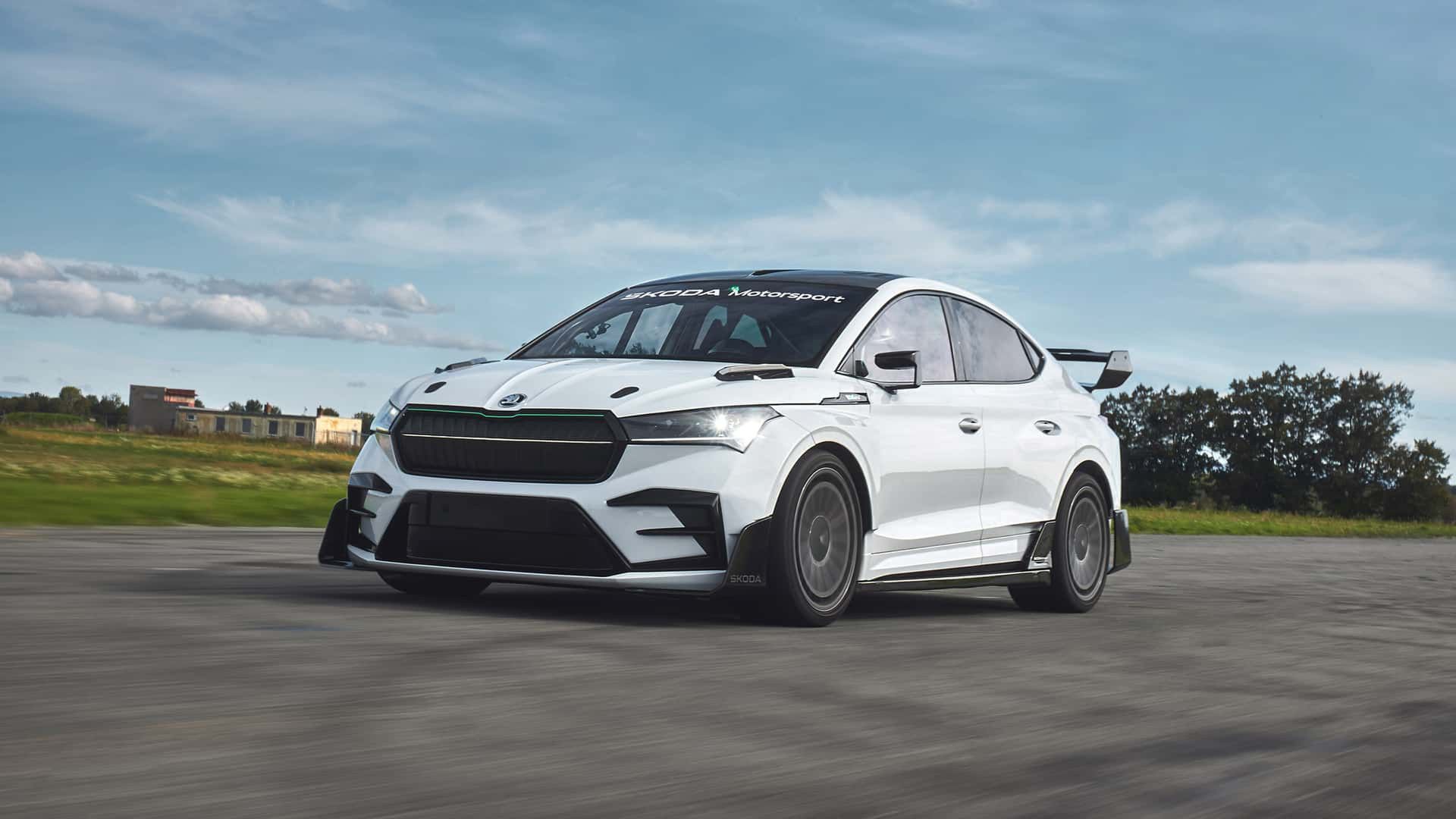 Škoda Enyaq RS Race Concept 