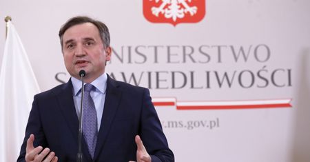 Parlament Europejski. Zbigniew Ziobro reaguje ws. debaty o LGBT