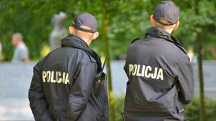 Piaseczno: 2,5 promila i zderzenie z autobusem