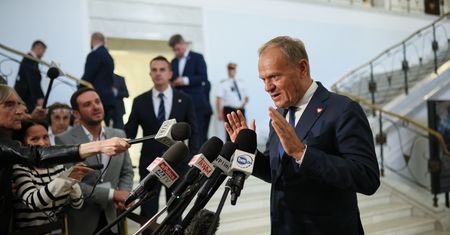 Tusk o Nawrockim: wetowanie przychodzi mu niestety z dużą łatwością
