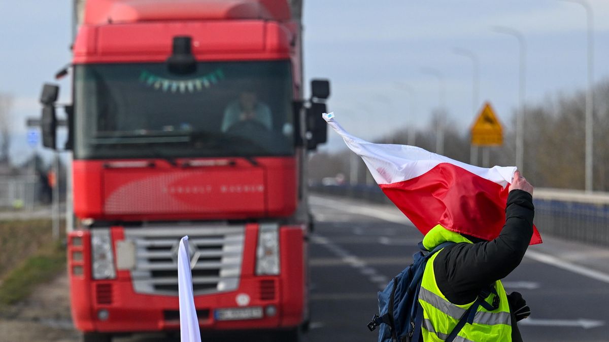 Protest rolników trwa od wielu tygodni. Zdjęcie z Medyki