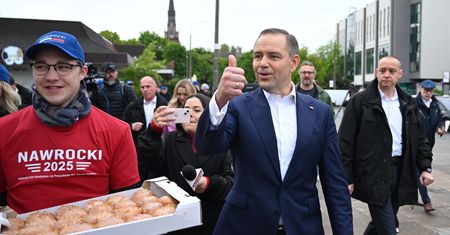 Większe szanse Nawrockiego? "Rozlewa się fala populizmu"