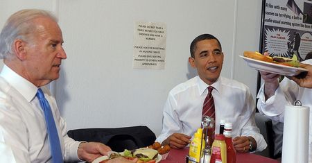 Biden zamówił to w Polsce. "Na takiego polityka patrzy się z uśmiechem"