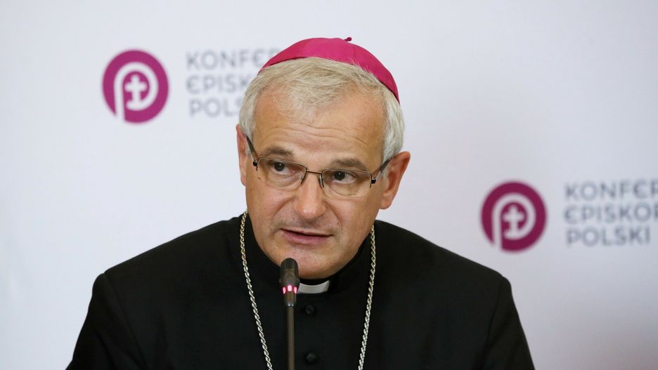 Dyrektorium o Katechizacji
Fot. Piotr Molecki/East News, Warszawa, 03.09.2020. Konferencja prasowa prezentujaca polski tekst Dyrektorium o Katechizacji, zorganizowana przez Komisje Wychowania Katolickiego KEP, Wydawnictwo Jednosc oraz Biuro Prasowe Konferencji Episkopatu Polski.
N/z: bp Marek Mendyk
Piotr Molecki