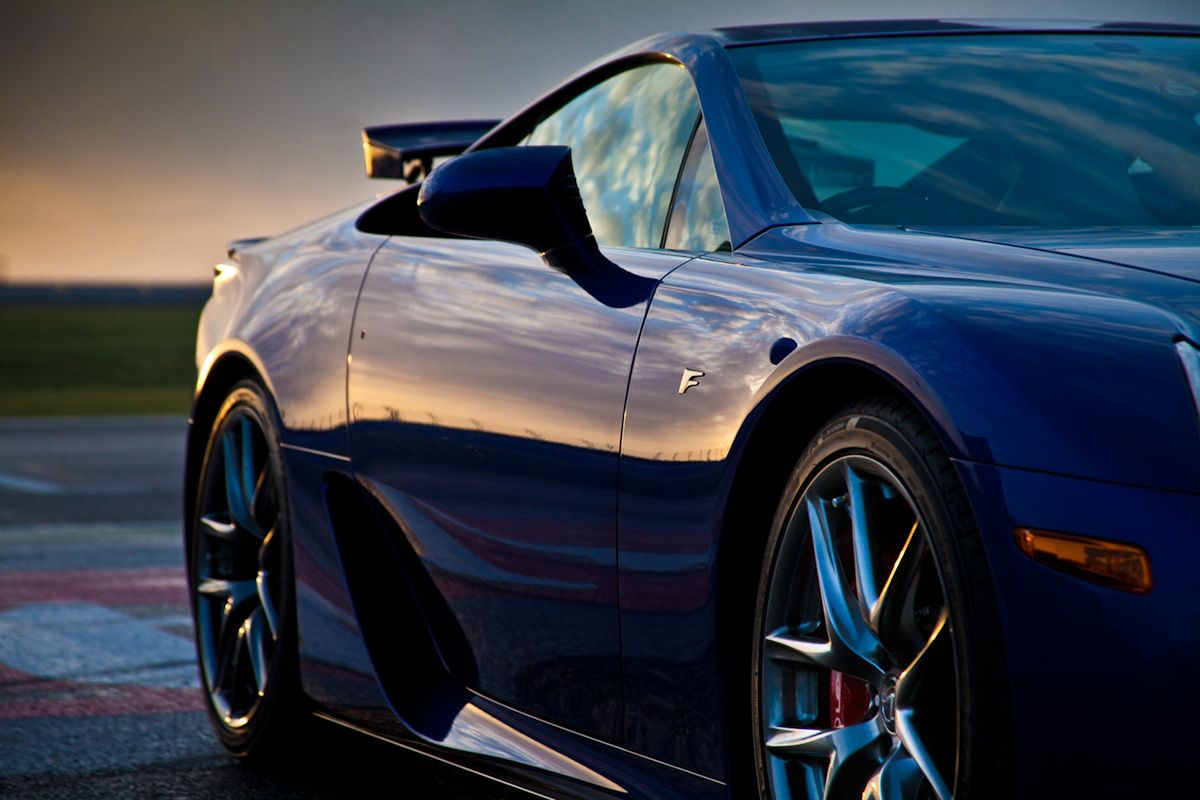 Lexus LFA w Silverstone - konkurs Facebook